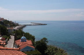 Irini Apartments & Studios